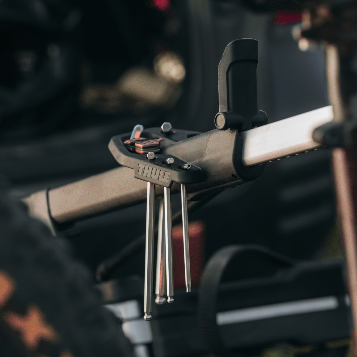 Thule Epos Bike Repair Holder 469,00 Cykelgear.dk Cykelgear.dk