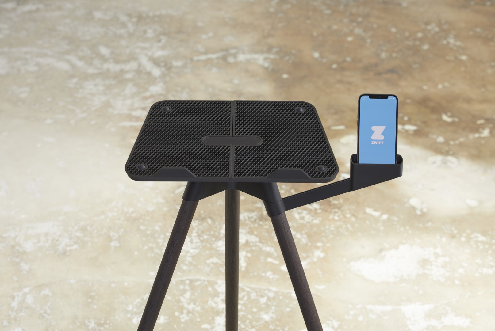 Tons Computer Stand - Med Holder Til Smartphone - Smoked Oak