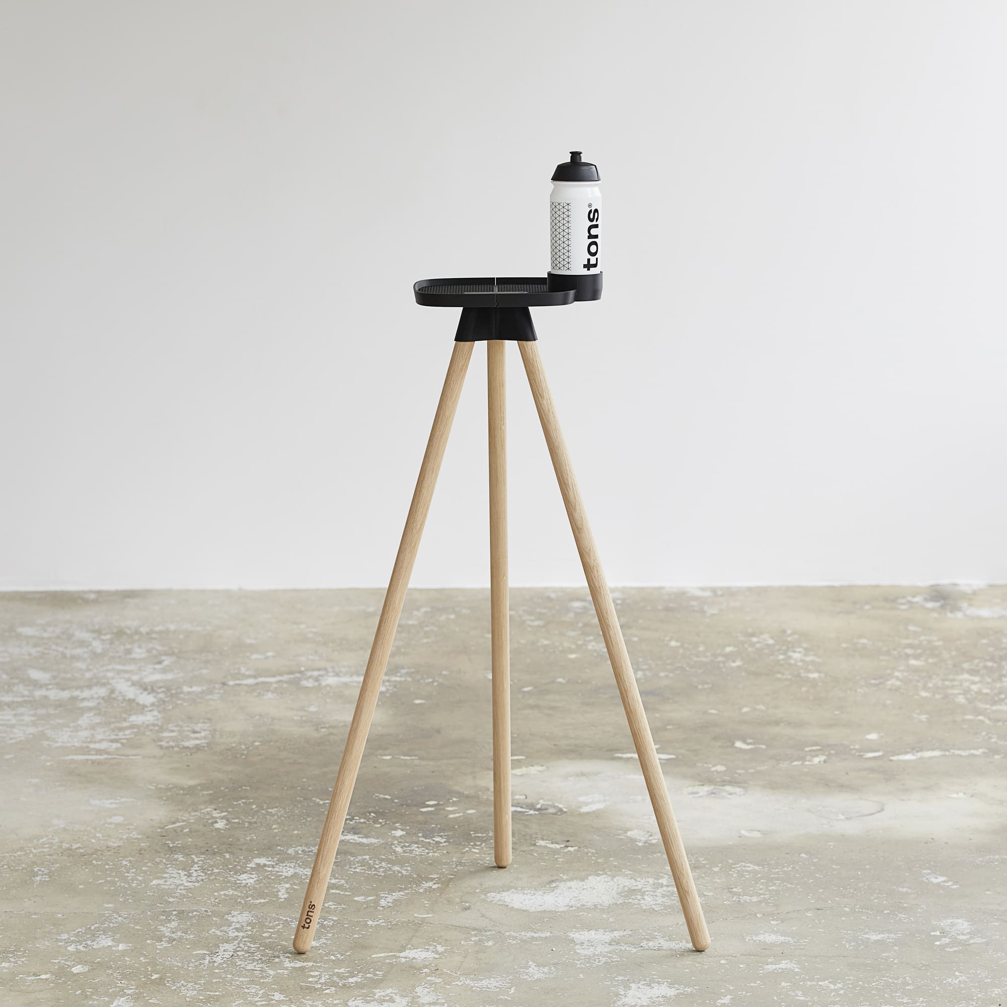 Tons Tray med flaskeholder naturlig eg