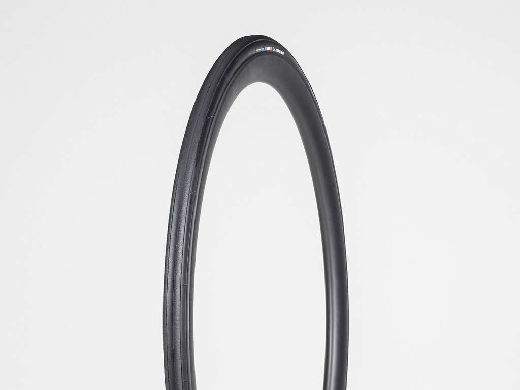 Bontrager R1 Hard-Case Lite tråddæk til landevej 700x25C sort