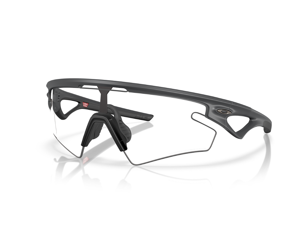 Oakley Sphaera Slash (Prizm Clear-Black Photochromic) Str. ONE SIZE Sort Unisex