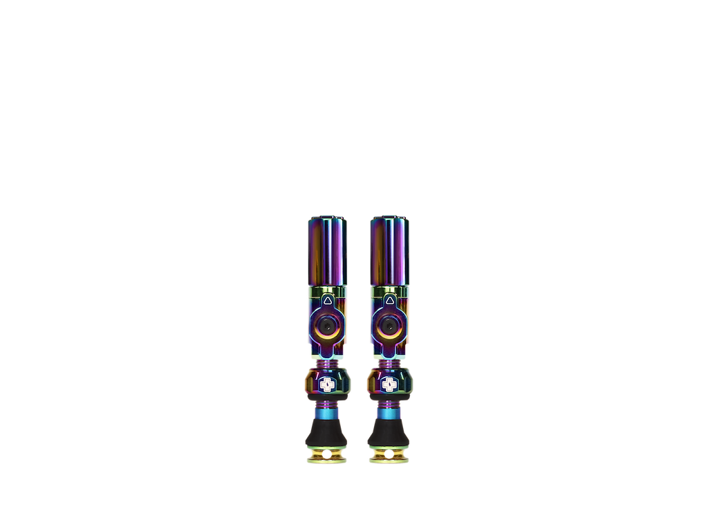 MUC-OFF Big Bore Hybrid 30 mm tubeless ventiler Iridescent